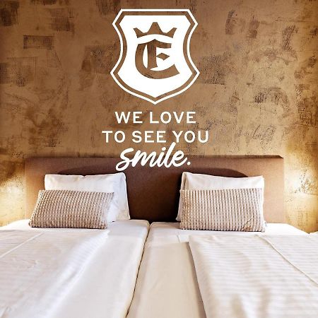 Stadthotel Eggerbraeu Imst Esterno foto