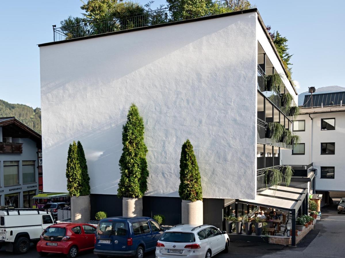 Stadthotel Eggerbraeu Imst Esterno foto