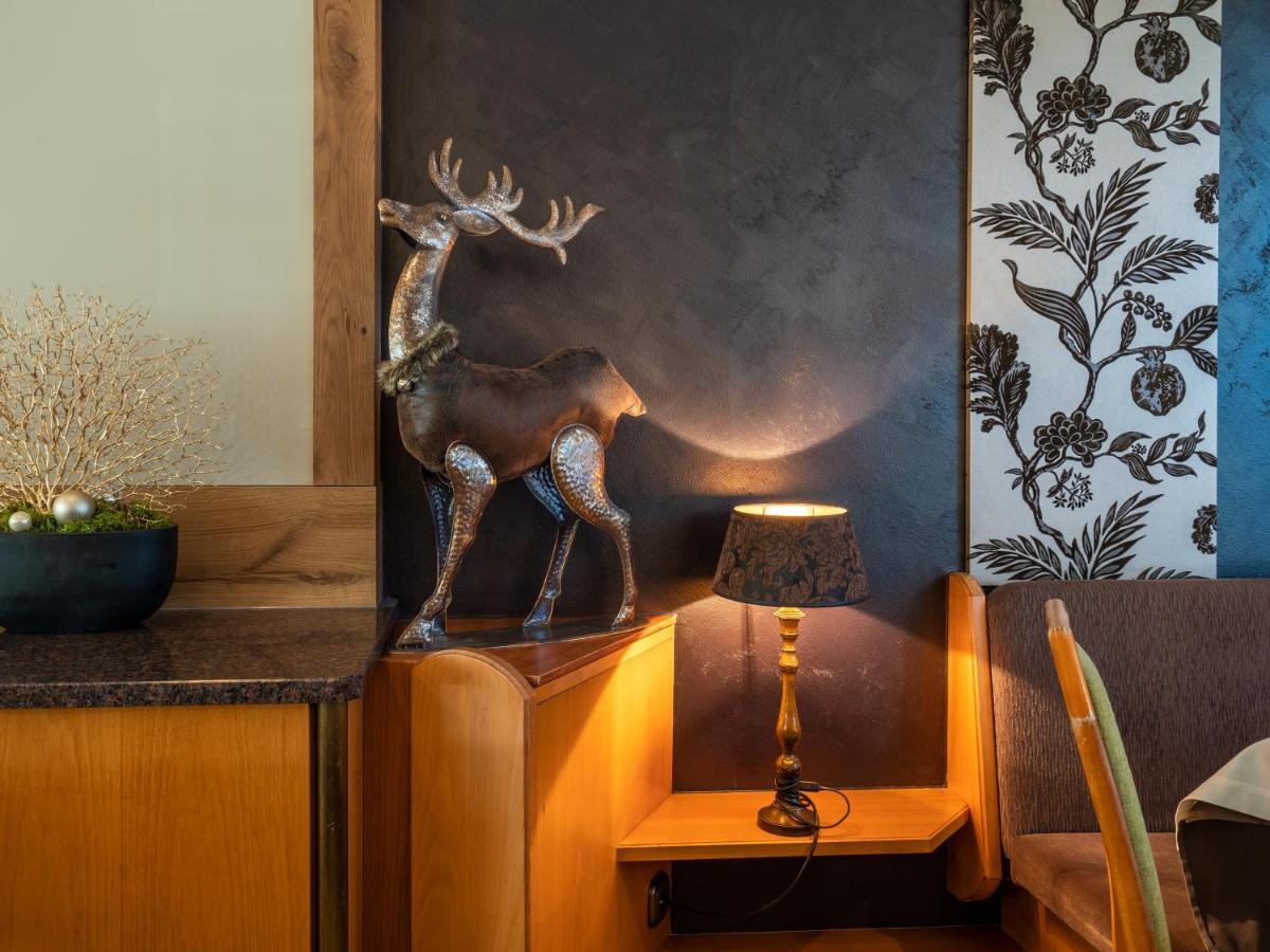 Stadthotel Eggerbraeu Imst Esterno foto
