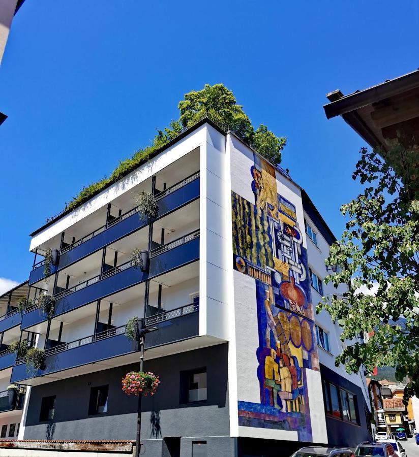 Stadthotel Eggerbraeu Imst Esterno foto